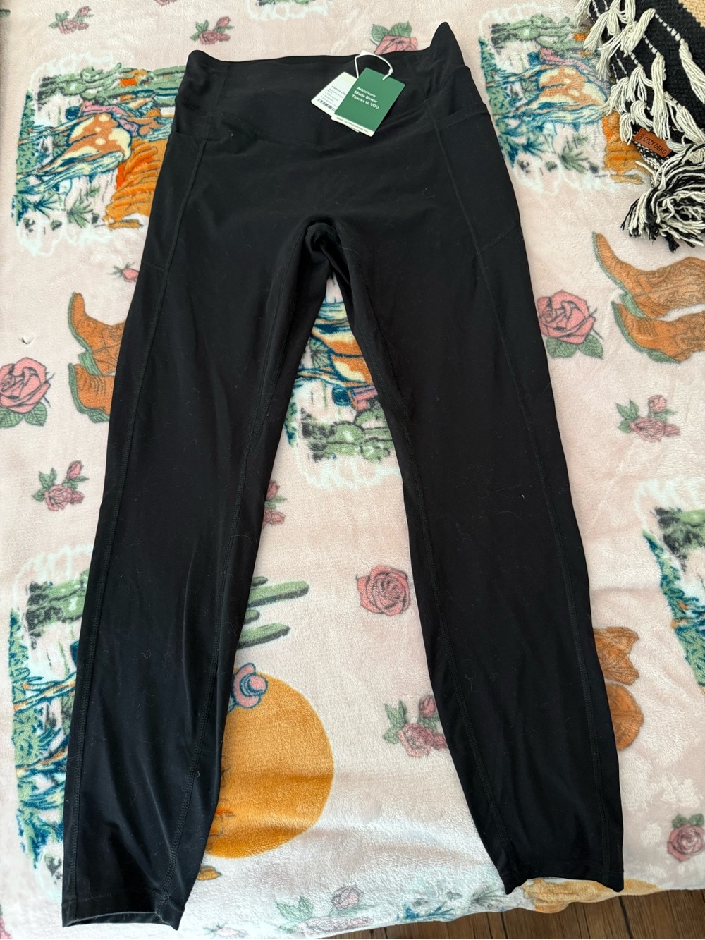 HALARA NWT Ultrasculpt Leggings